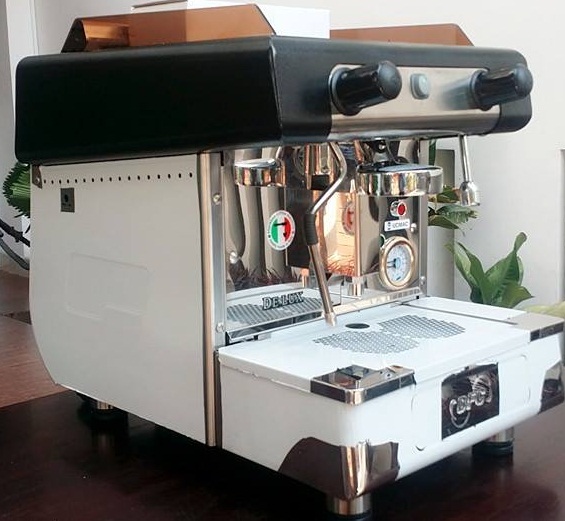 Máy pha cà phê BFC DELUX